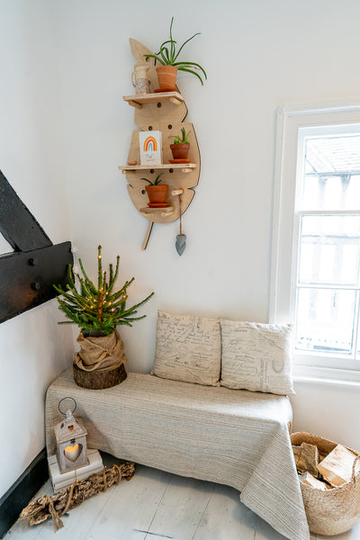 The Leaf Peg Board - Bringing a touch of modern organic to your home!