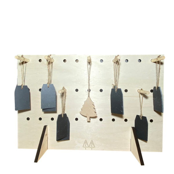 The Super-Duper Sideways Display Peg Board